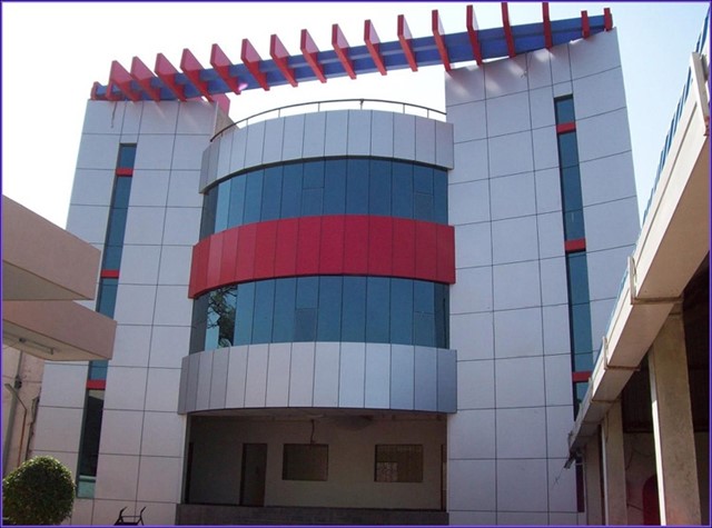 القرميد والكلادينج واعمال الحدادة جدة